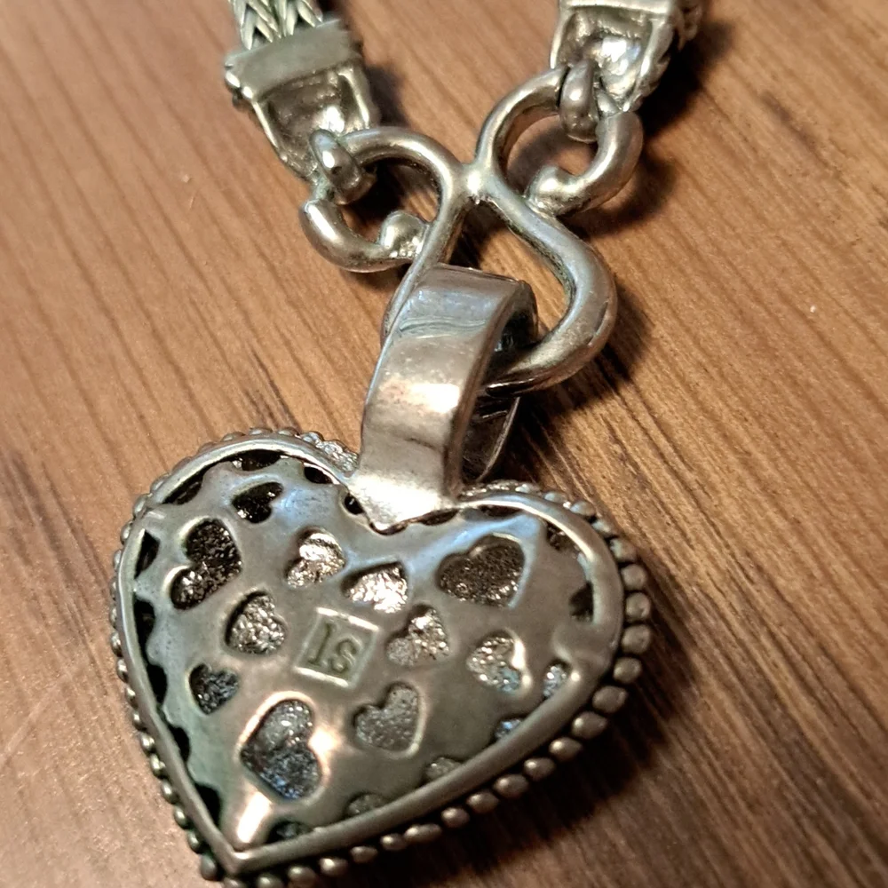 Lia Sophia necklace